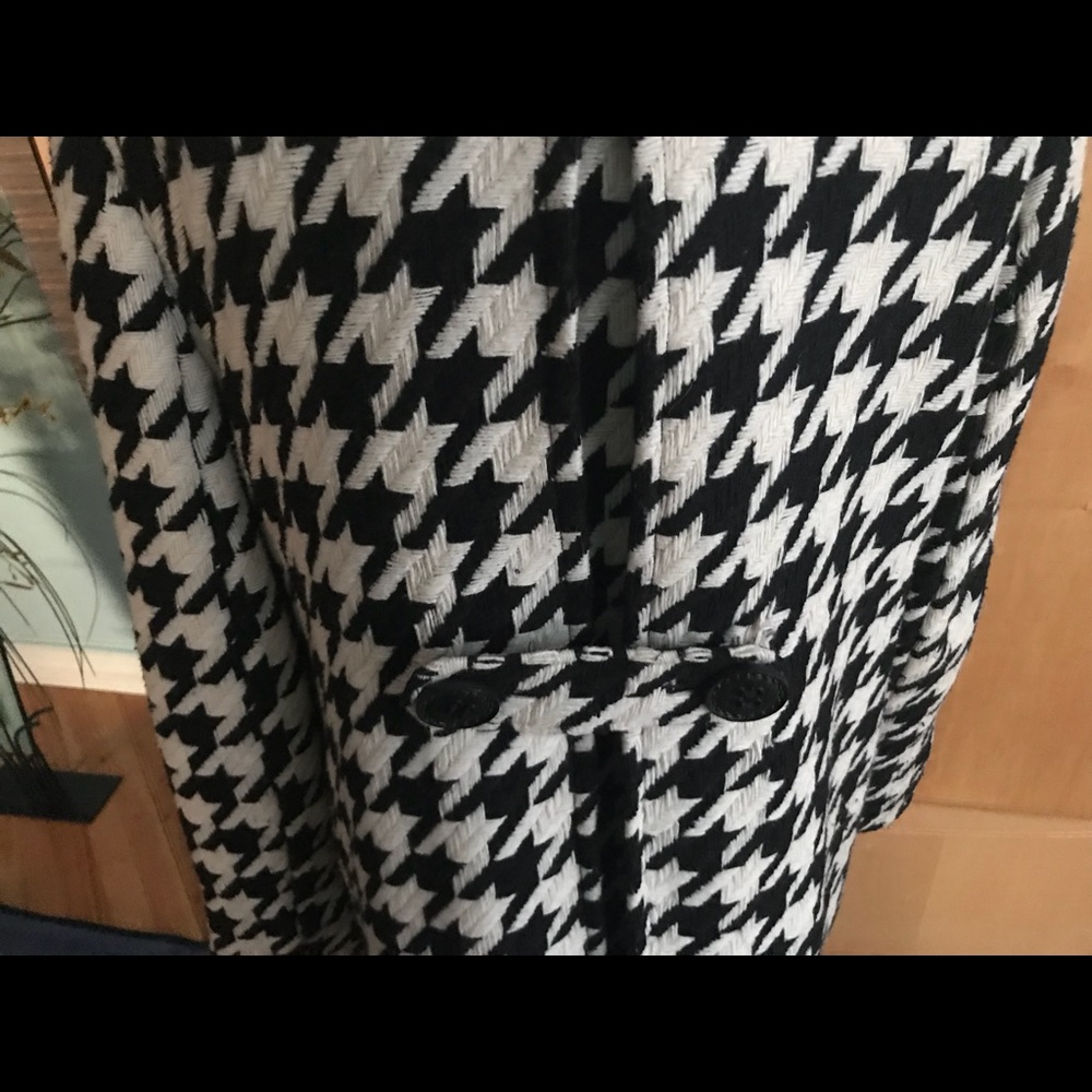 A Wool Coat - image 6